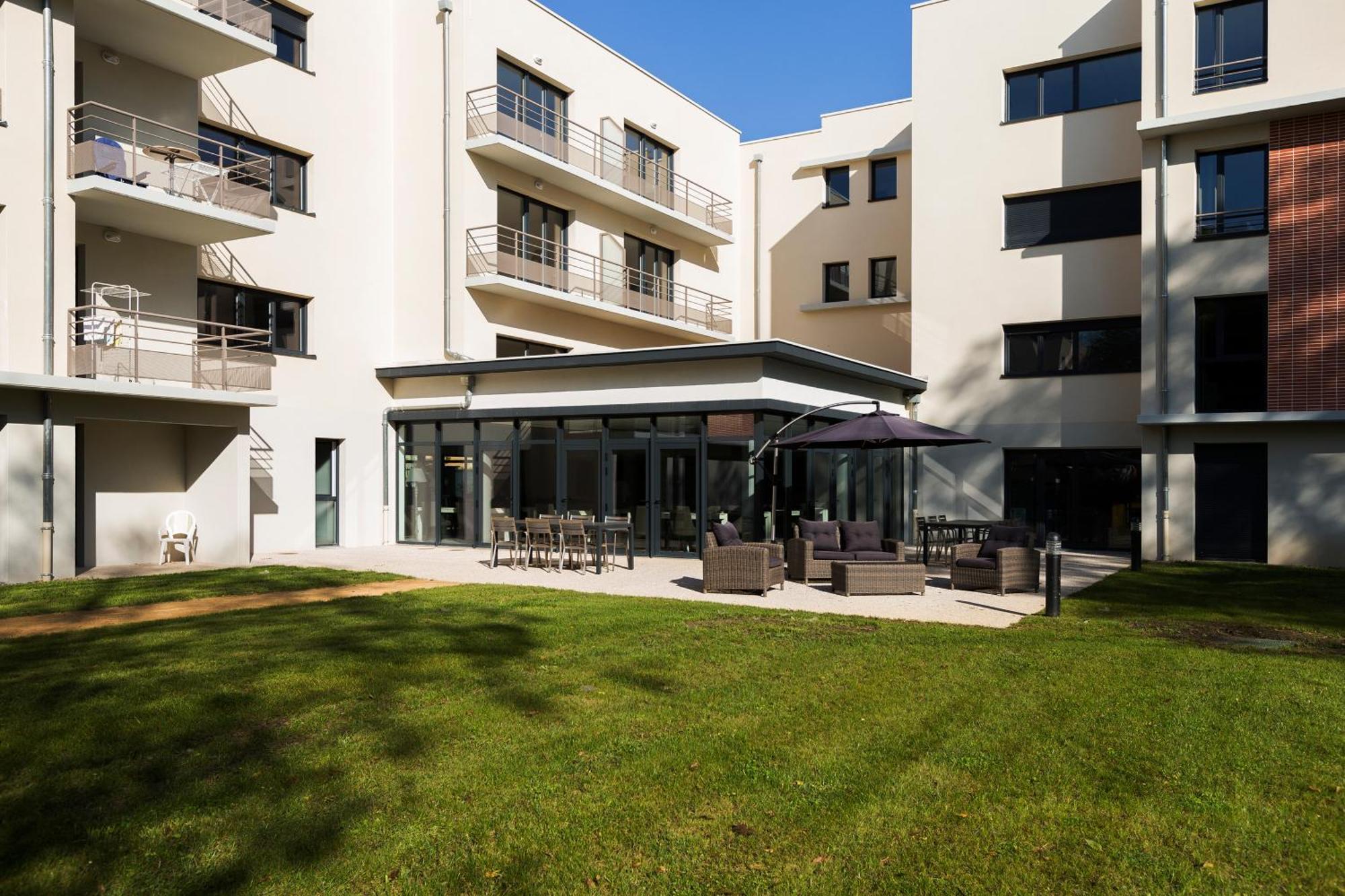 Zenao Appart'Hotel Nevers Exterior foto